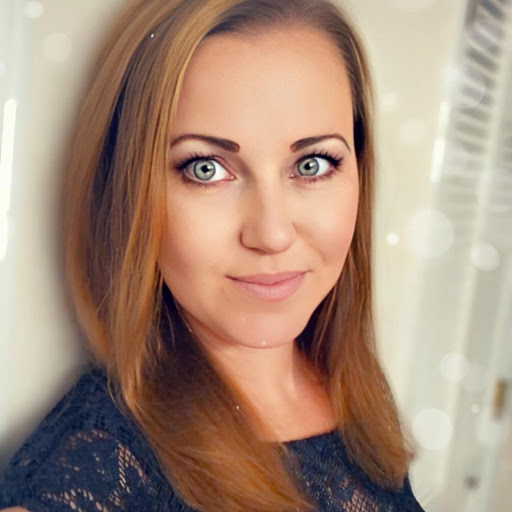 Erica Thompson Photo 33 Erica Thompson Photo 33