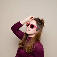 Rachel Keller Photo 37