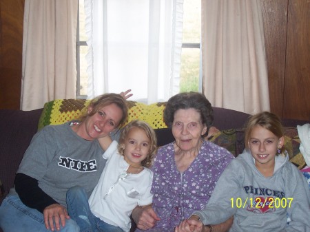 Debra Hamilton Photo 12