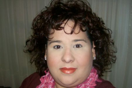 Elizabeth Sandoval Photo 27