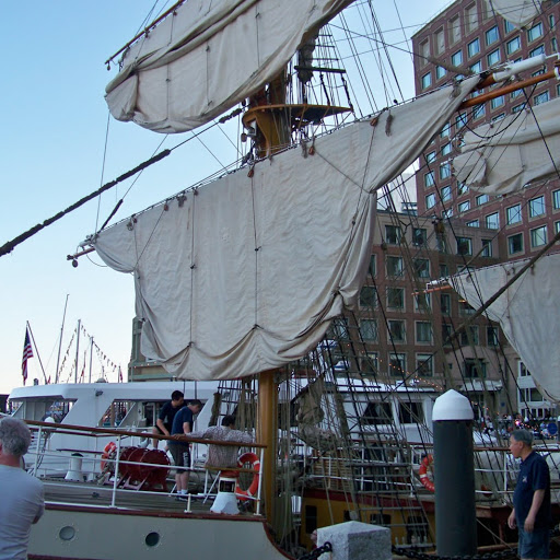 Christine Brennan Photo 38