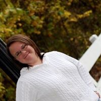 Hannah Warner Photo 9