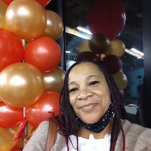 Regina Cooper Photo 19