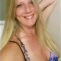 Denise Scott Photo 37