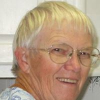 Elaine Singer Photo 9