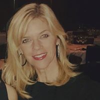 Sara Hull Photo 40