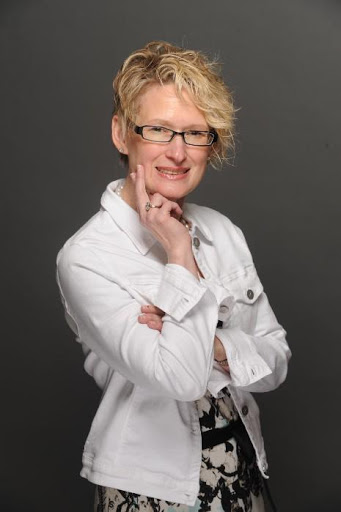 Kathryn Pearce Photo 5