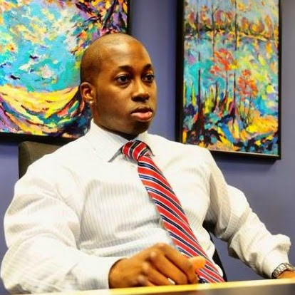 Jonathan Simms Photo 28