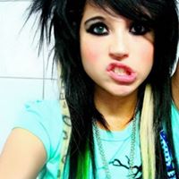 Emily Keys Photo 12