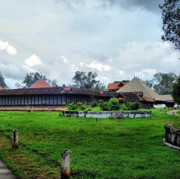 Anna Godwin Photo 25