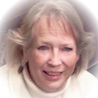 Elizabeth Flanders Photo 13