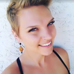 Kristi Daniels Photo 28