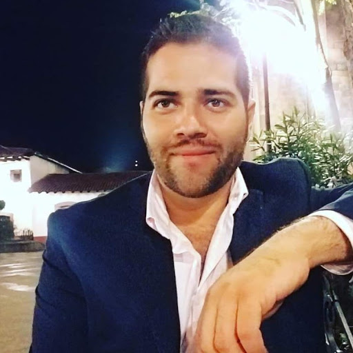 Elias Reyes Photo 17