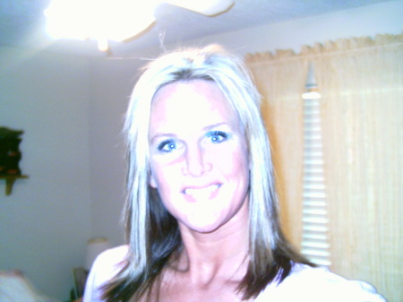 Angela Arnett Photo 6