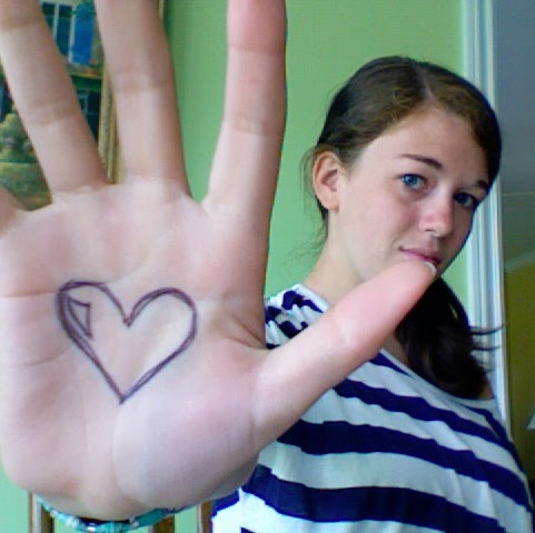 Katherine Combs Photo 26