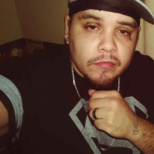Paul Martinez Photo 34