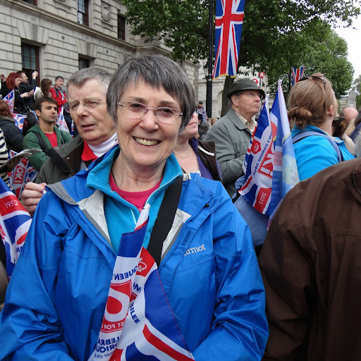 Anne Dickinson Photo 19