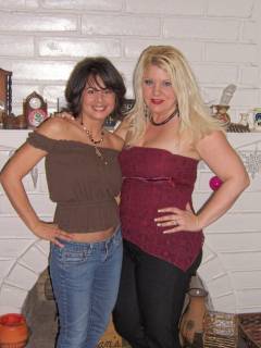 Laura Moore Photo 19