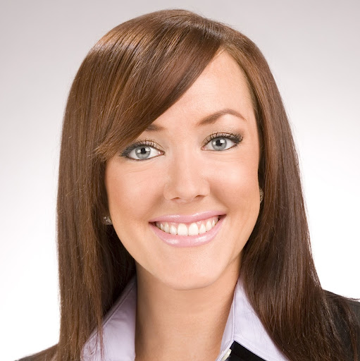 Christina Sutton Photo 30