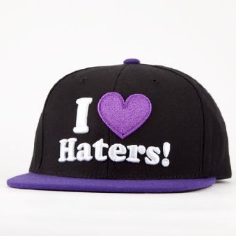 Julie Tyler Photo 13