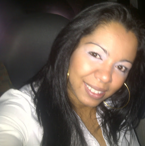 Erika Vega Photo 11