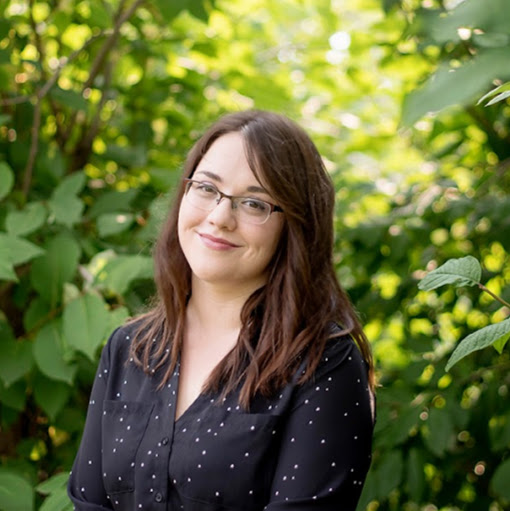 Lindsay Erickson Photo 11