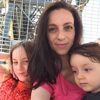 Naomi Abraham Photo 14