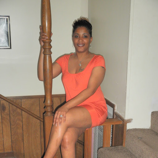 Regina Fields Photo 18