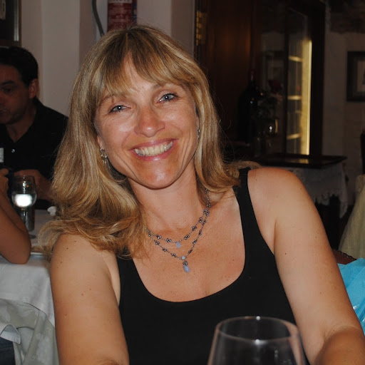 Debbie Hughes Photo 33