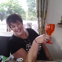 Suzanne Hayward Photo 10