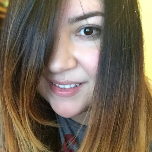 Karina Pesqueira Photo 3