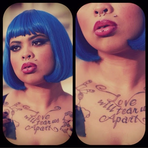 Samantha Hines Photo 16