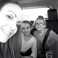 Anna Mcdaniels Photo 3