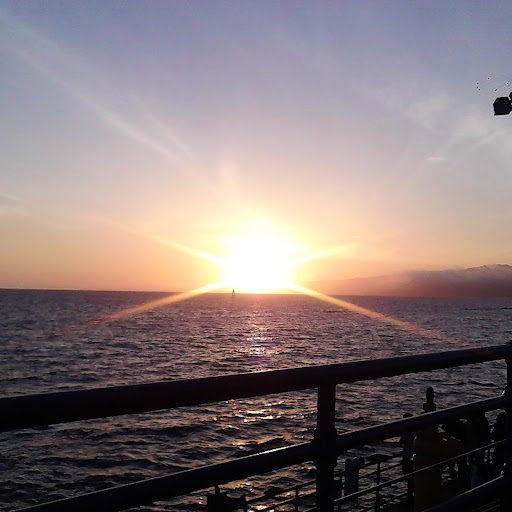 Daniel Dillon Photo 45