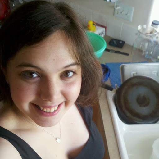Katherine Garcia Photo 18
