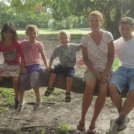 Lori Gibson Photo 45