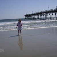 Marilyn Small Photo 16