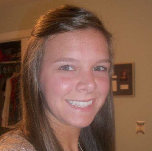 Amanda Stout Photo 8