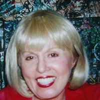 Maxine Hayes Photo 4