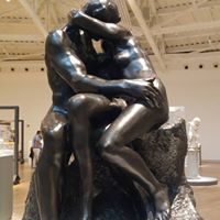 Elizabeth Mondragon Photo 18