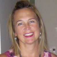 Renee Crowder Photo 14