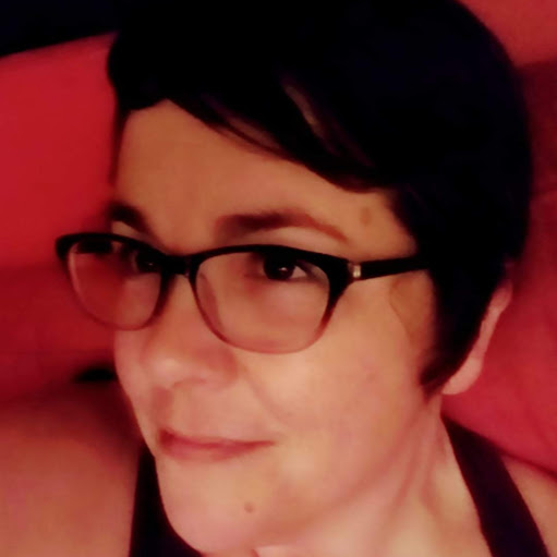 Tracy Stevens Photo 36