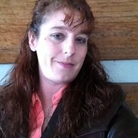 Crystal Leonard Photo 20