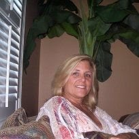 Cindy Howell Photo 6