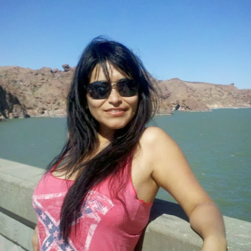 Veronica Quezada Photo 19