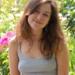 Sophia Stevenson Photo 9