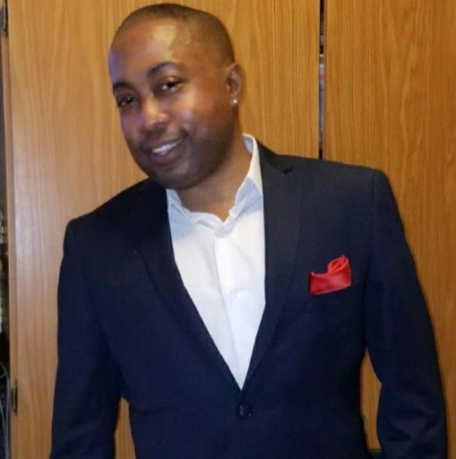 Gregory Hinds Photo 8