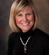 Suzanne White Photo 8