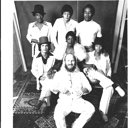 Donald Young Photo 39