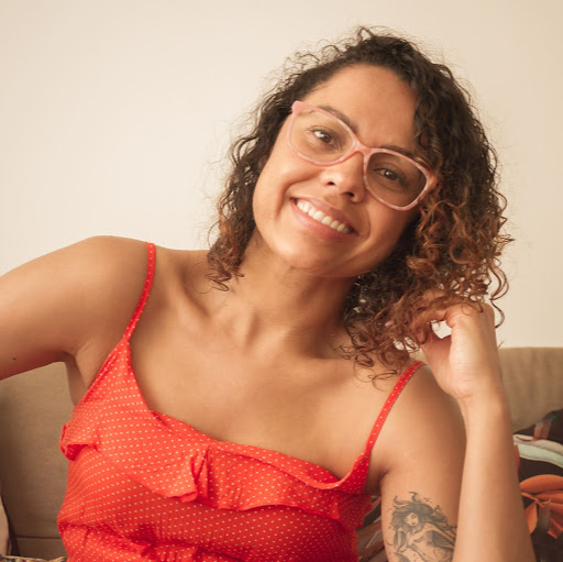 Elizabeth Silva Photo 5
